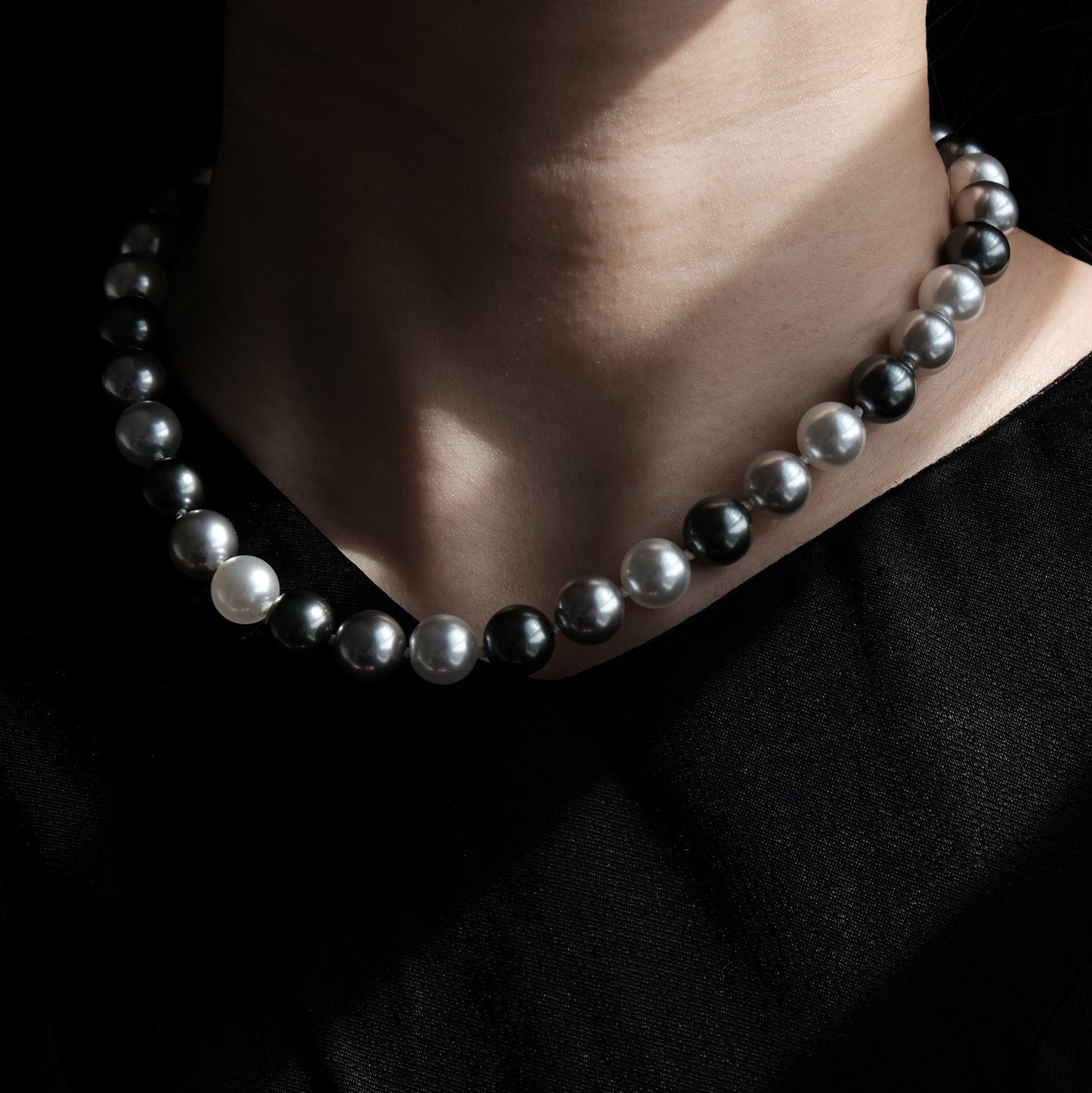 Off White Grey Black Mixed Colour Choker | 10mm Pearl Necklace